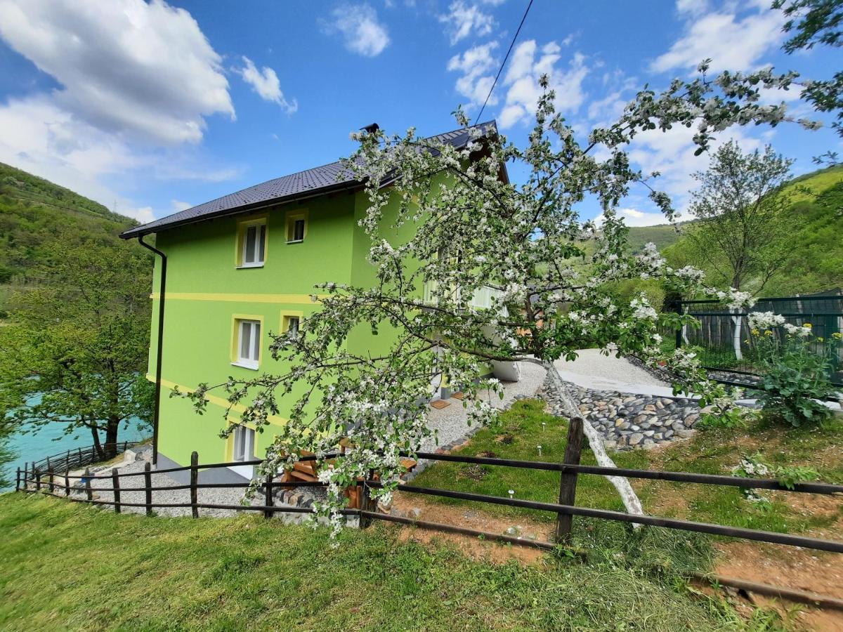 Apartmani Vila Na Drini Foca Luaran gambar
