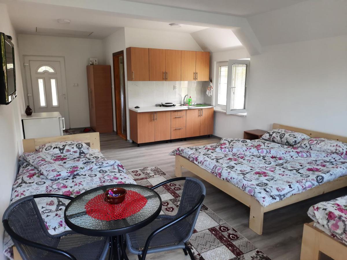 Apartmani Vila Na Drini Foca Luaran gambar