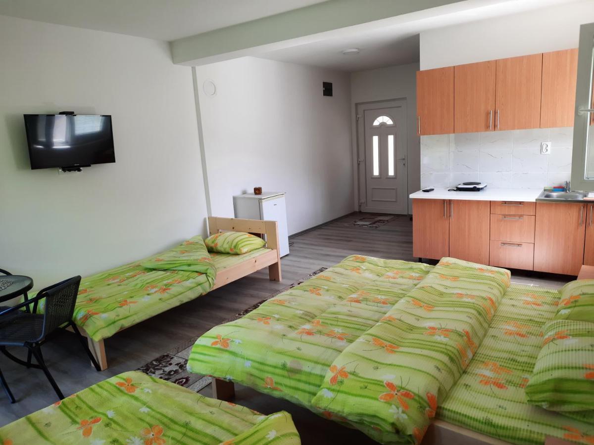 Apartmani Vila Na Drini Foca Luaran gambar