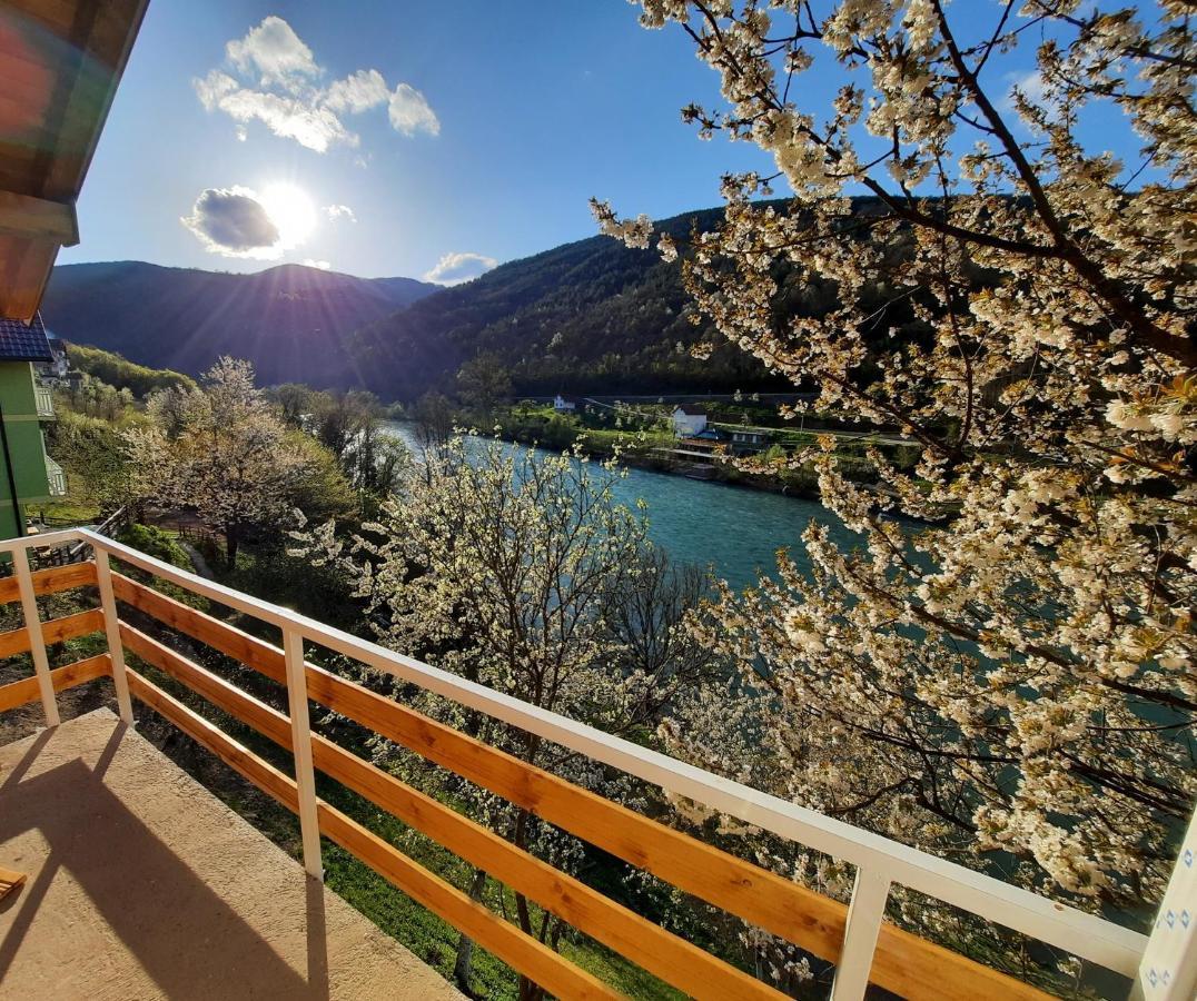 Apartmani Vila Na Drini Foca Luaran gambar